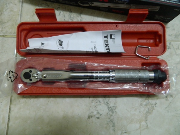 รูปที่ 1. Tekton 2432 (1/4 Inch) Torque Wrench